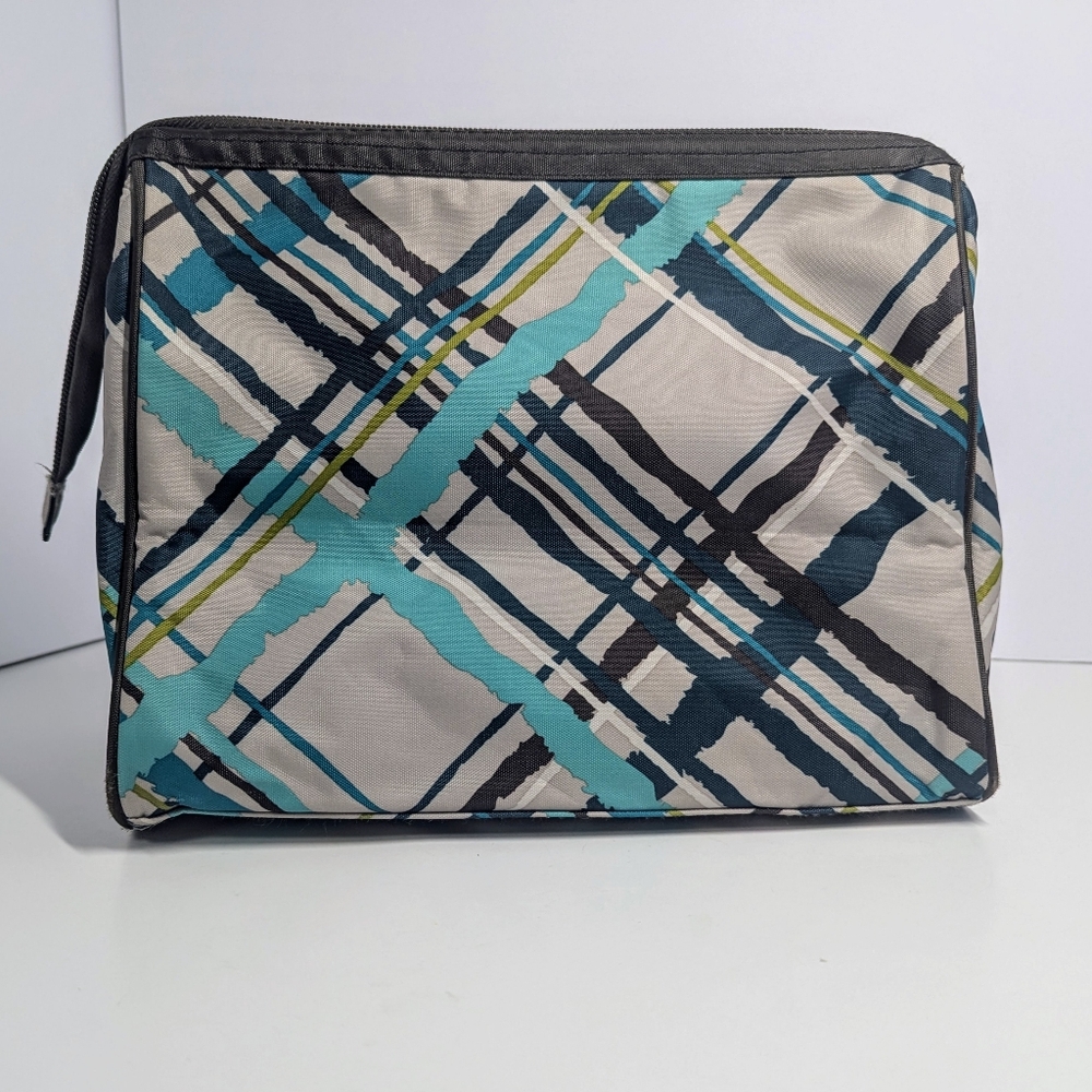 Thirty One Cosmetic/Toiletries Bag Turquoise Multicolor